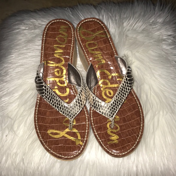 Sam Edelman gold sandal - Picture 3 of 7